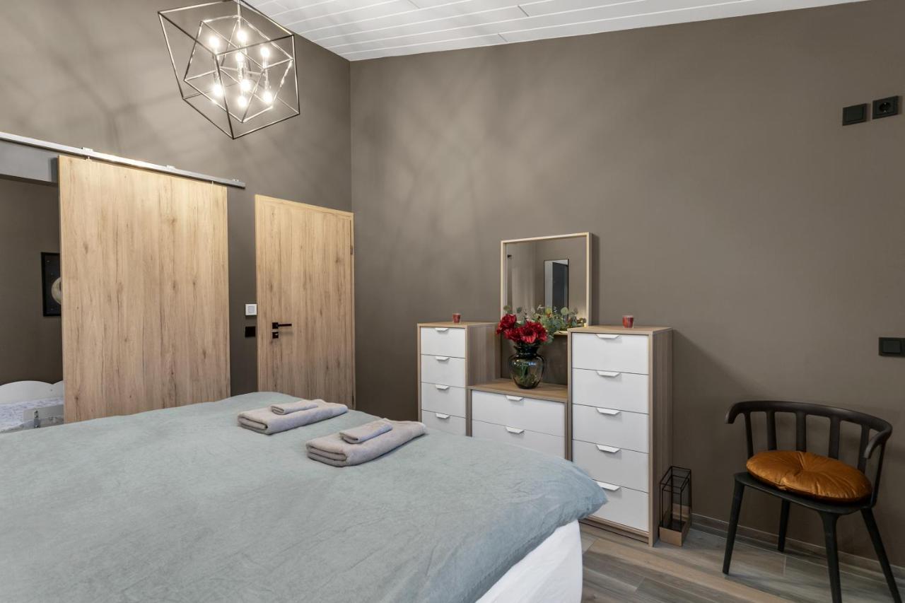 The Lava Bowl Apartment Grindavik Bagian luar foto